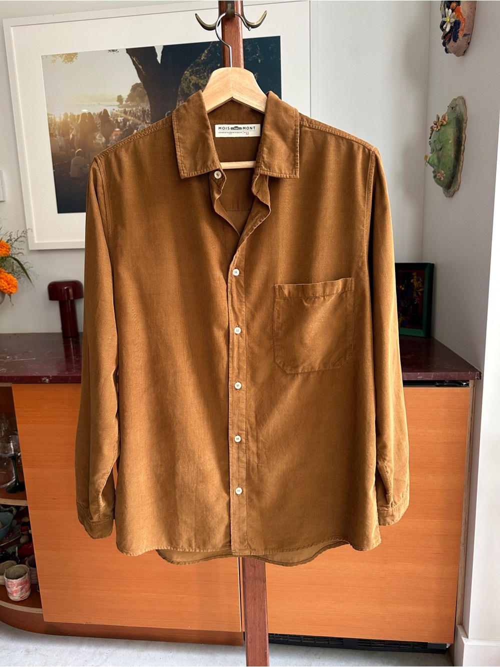 Women’s Light Corduroy Button-Front Shirt with Chest Pocket
